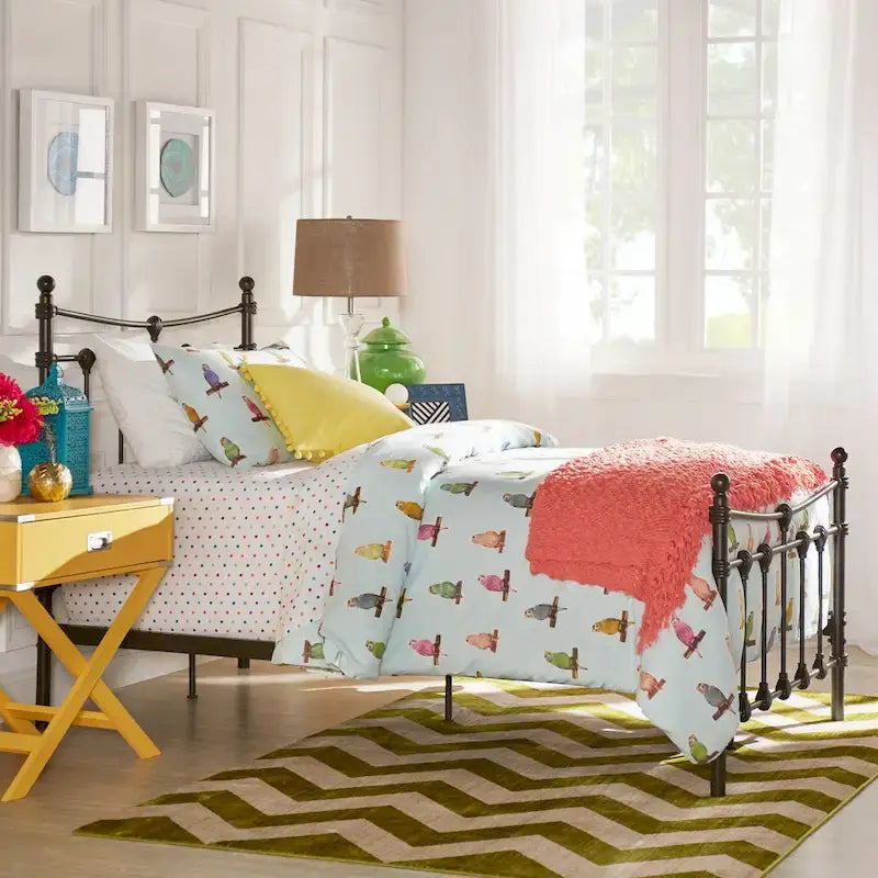 Cadre de lit Xander en acier marron foncé de style antique