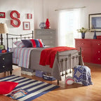Cadre de lit Xander en acier marron foncé de style antique