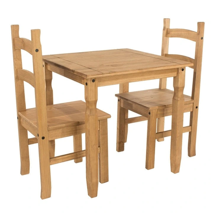 Table à manger en pin massif avec finition gris délavé