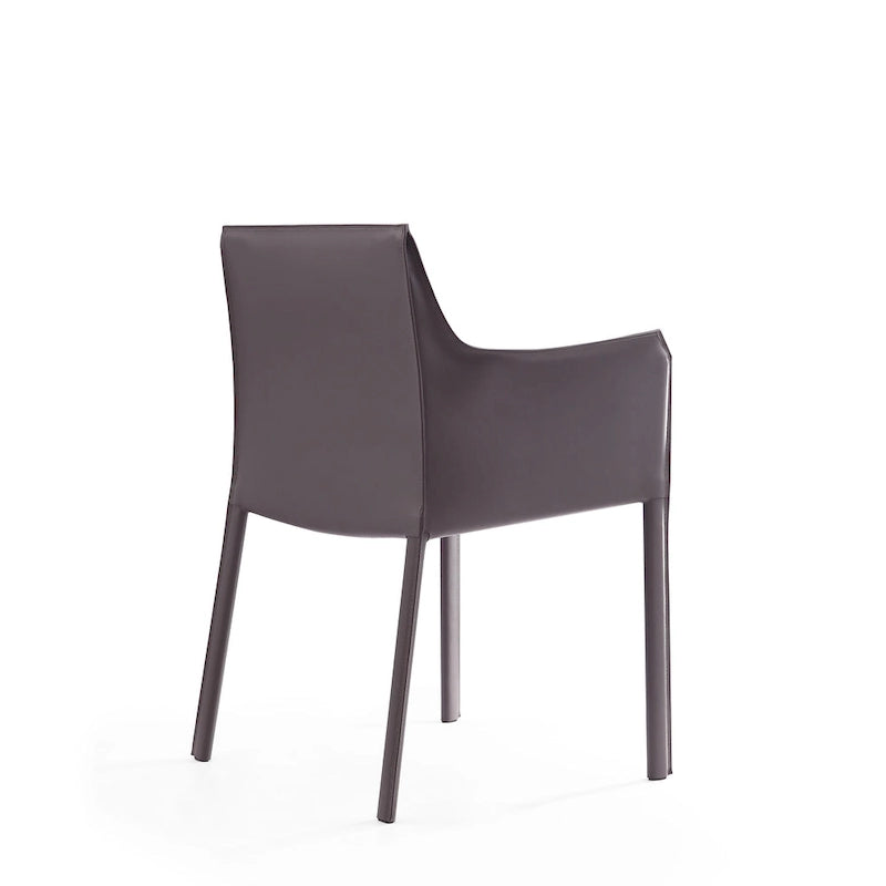 Chaise de salle à manger moderne et chic en cuir avec design incurvé